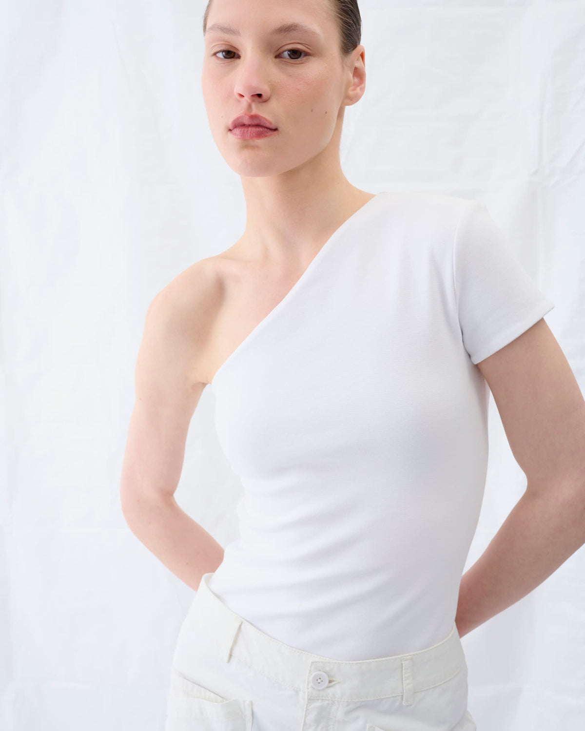 ANYA TOP