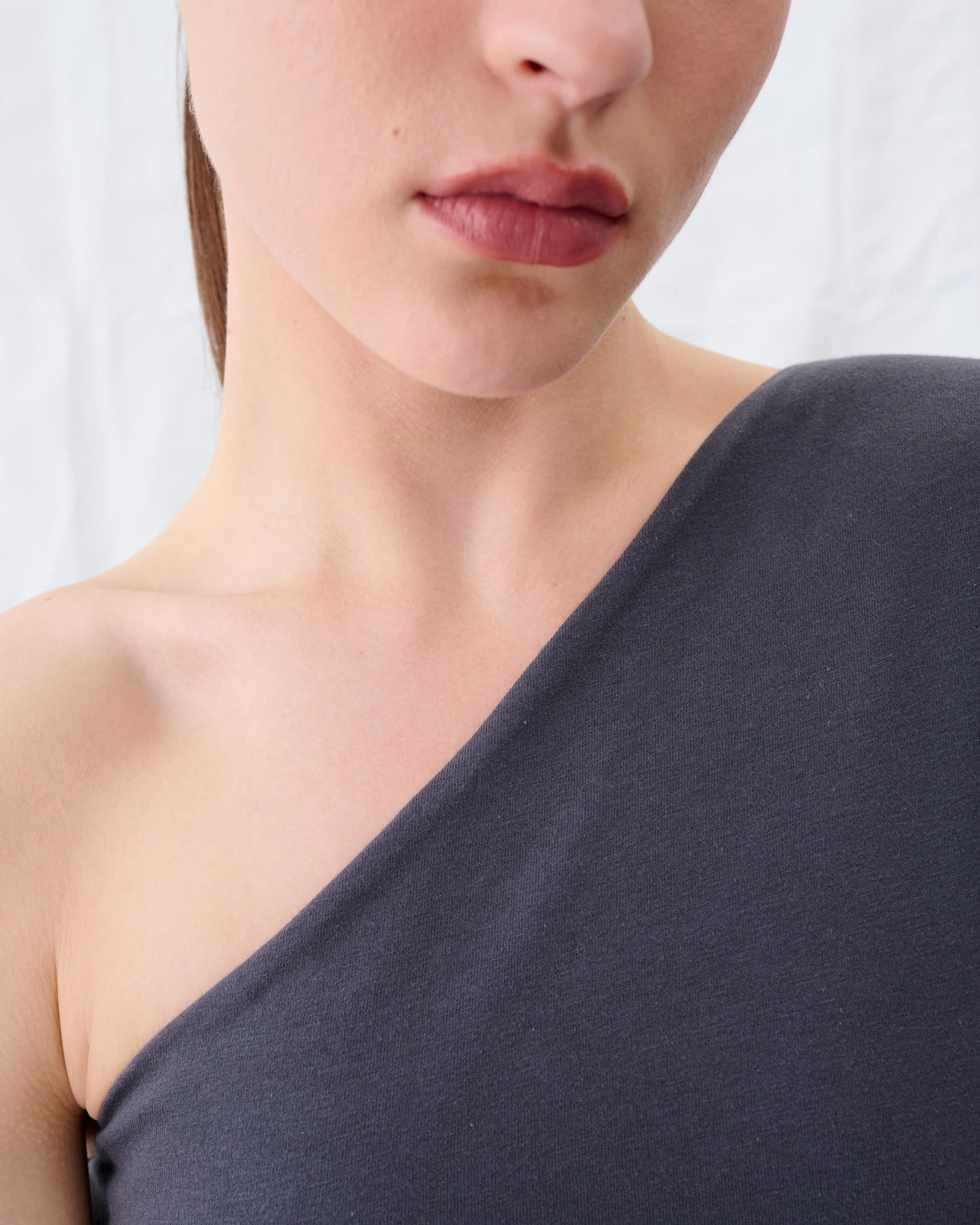 ANYA TOP
