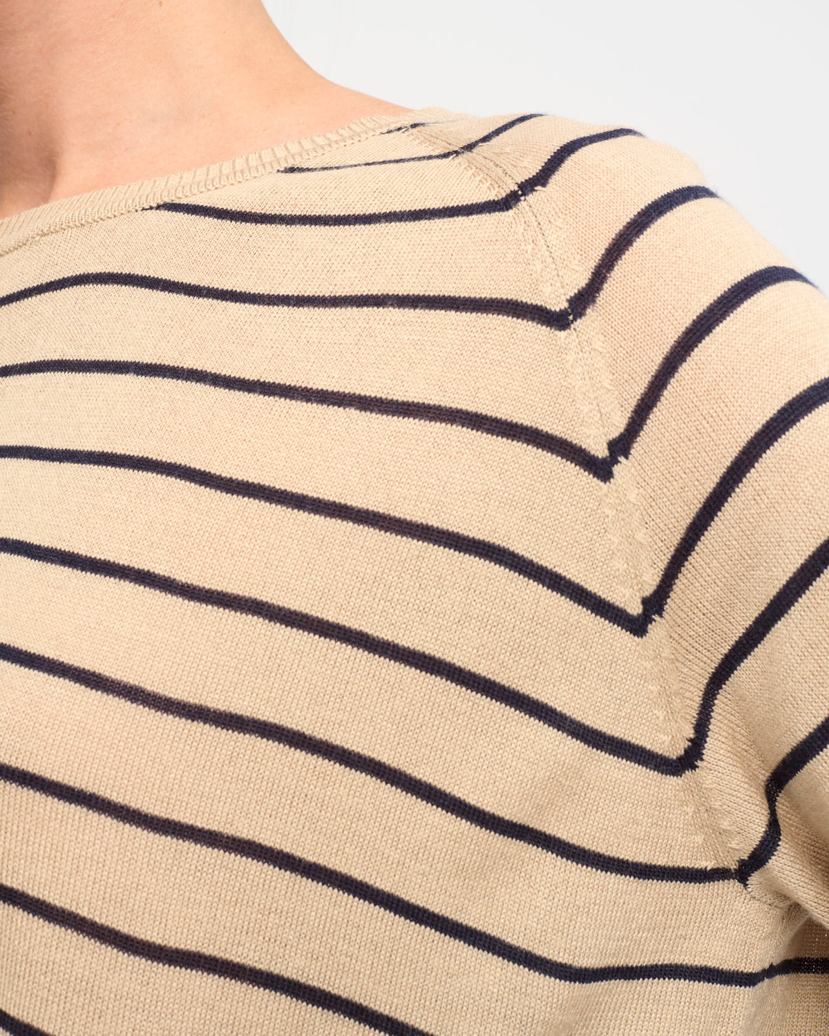 AVERY SWEATER