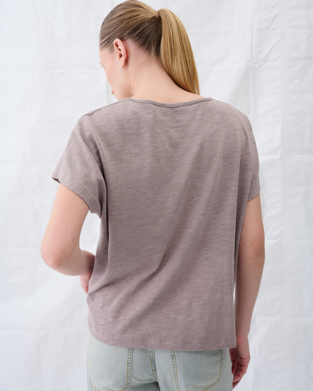 CARA T-SHIRT