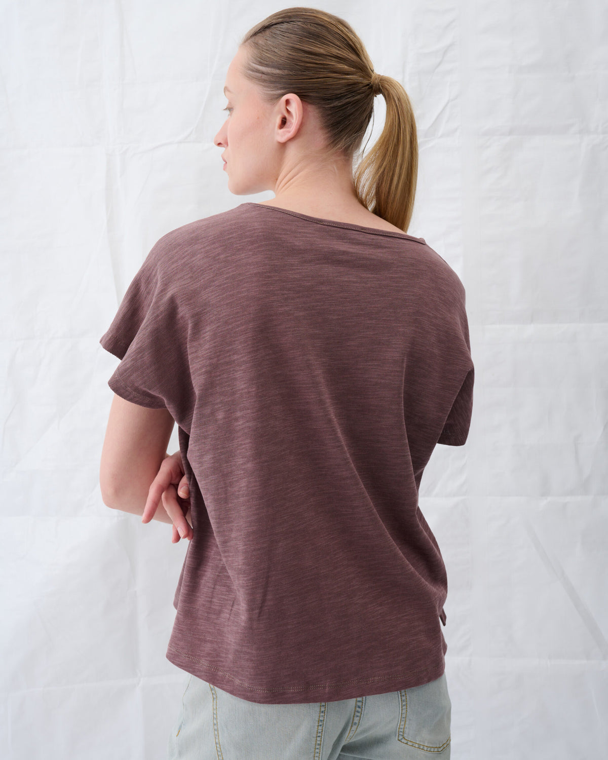 CARA T-SHIRT