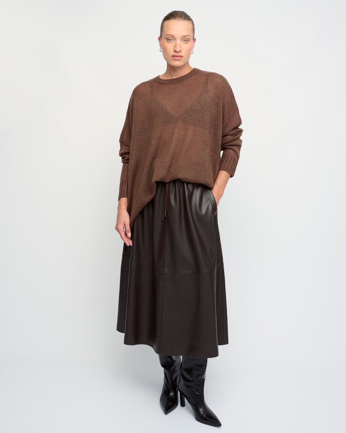 DOVE 26 SWEATER