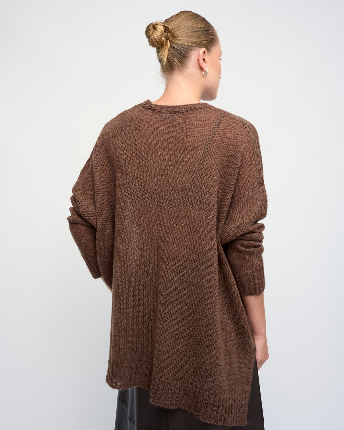 DOVE 26 SWEATER