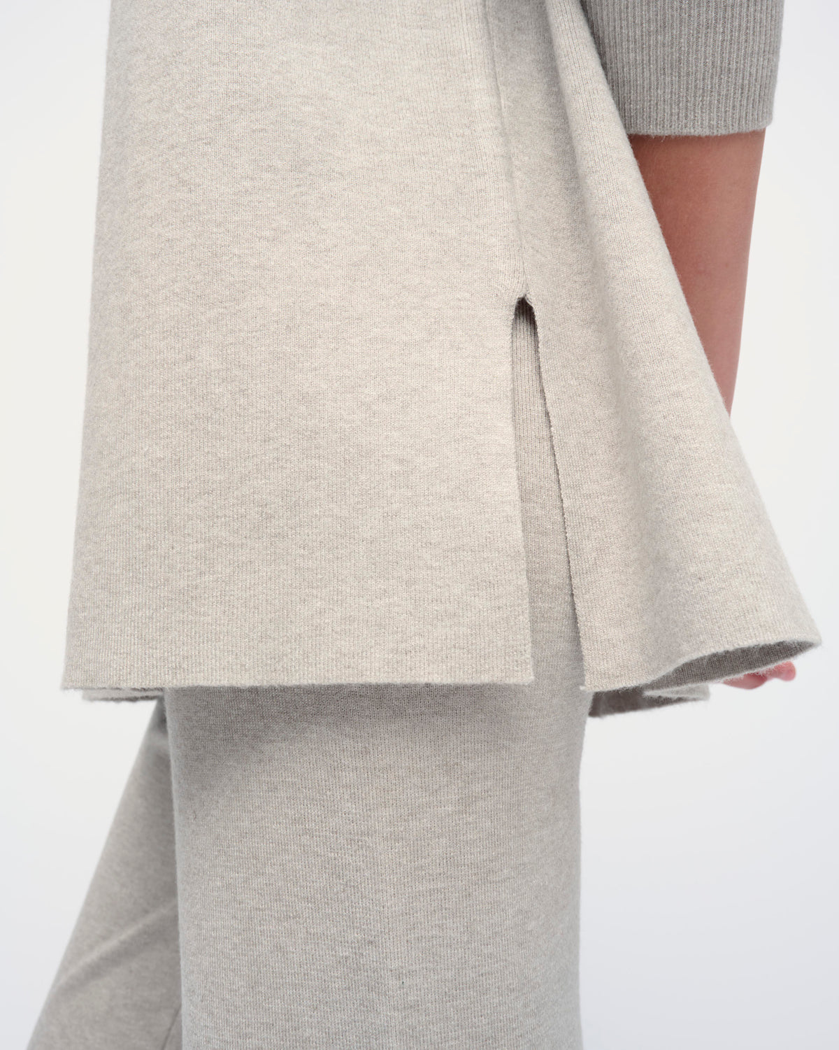KATE SWEATER