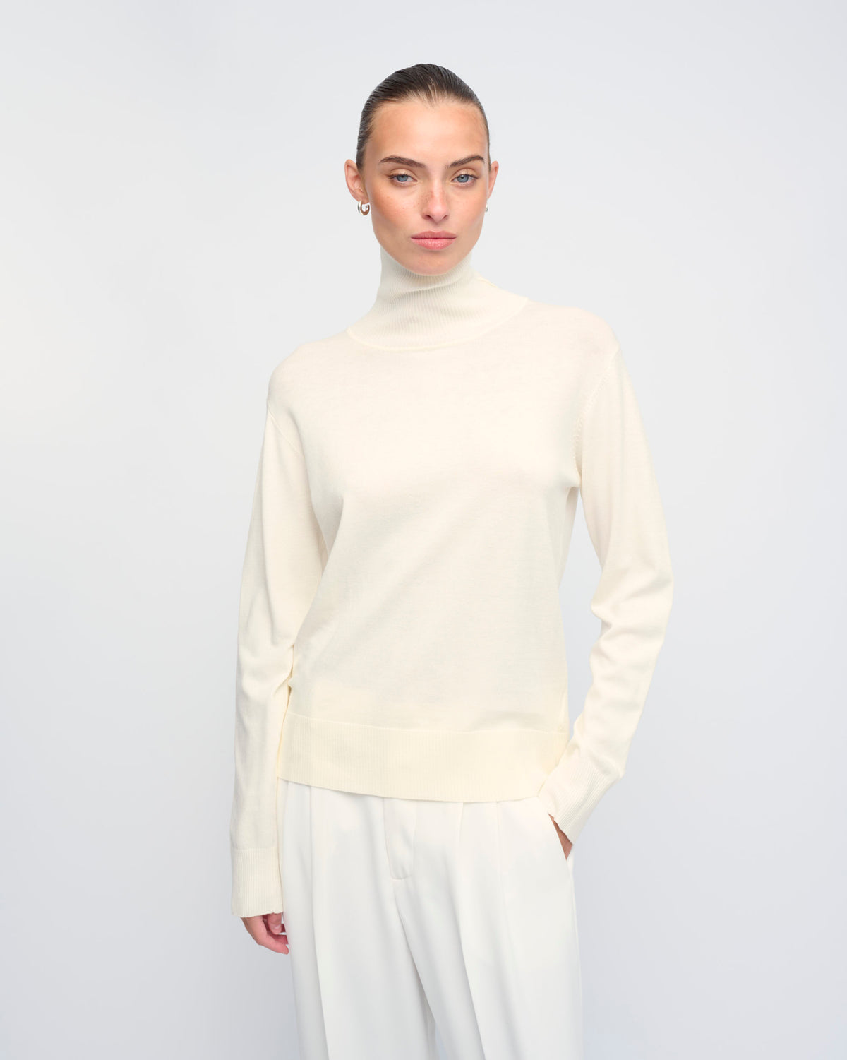 LEO SWEATER