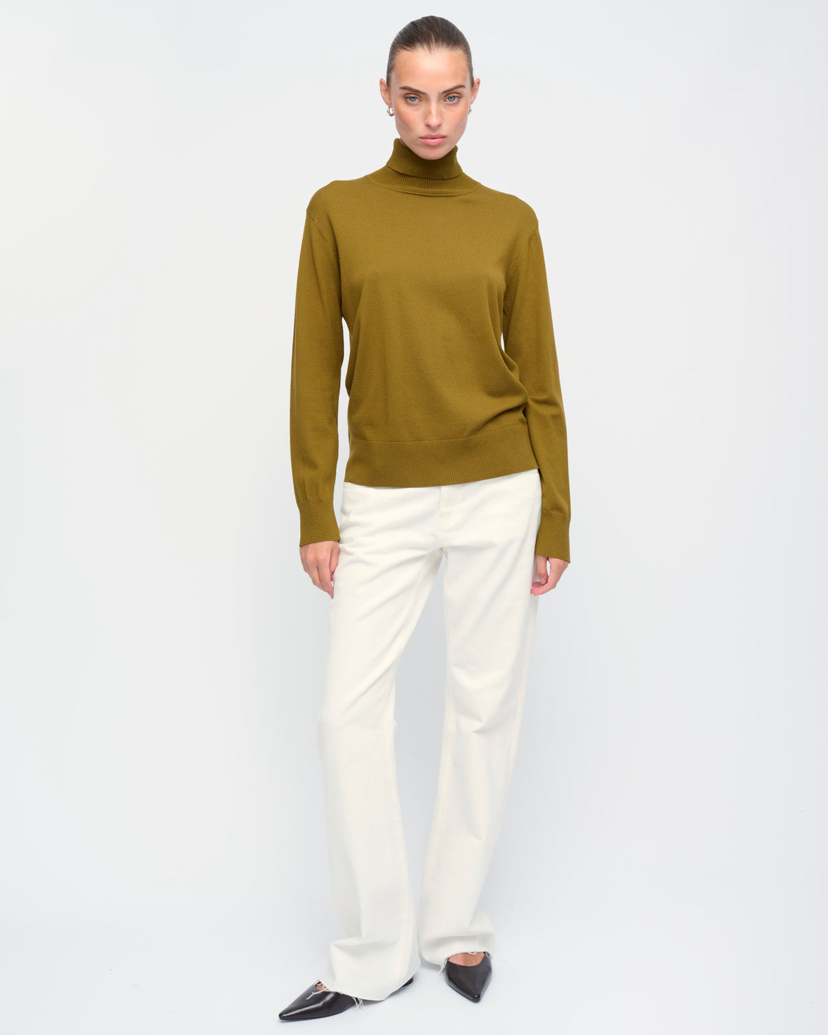 LEO SWEATER