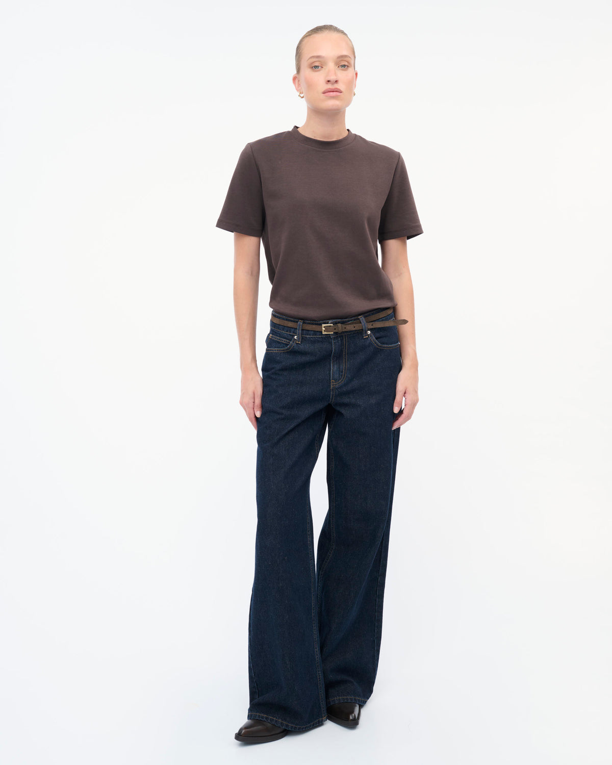LEONA T SHIRT