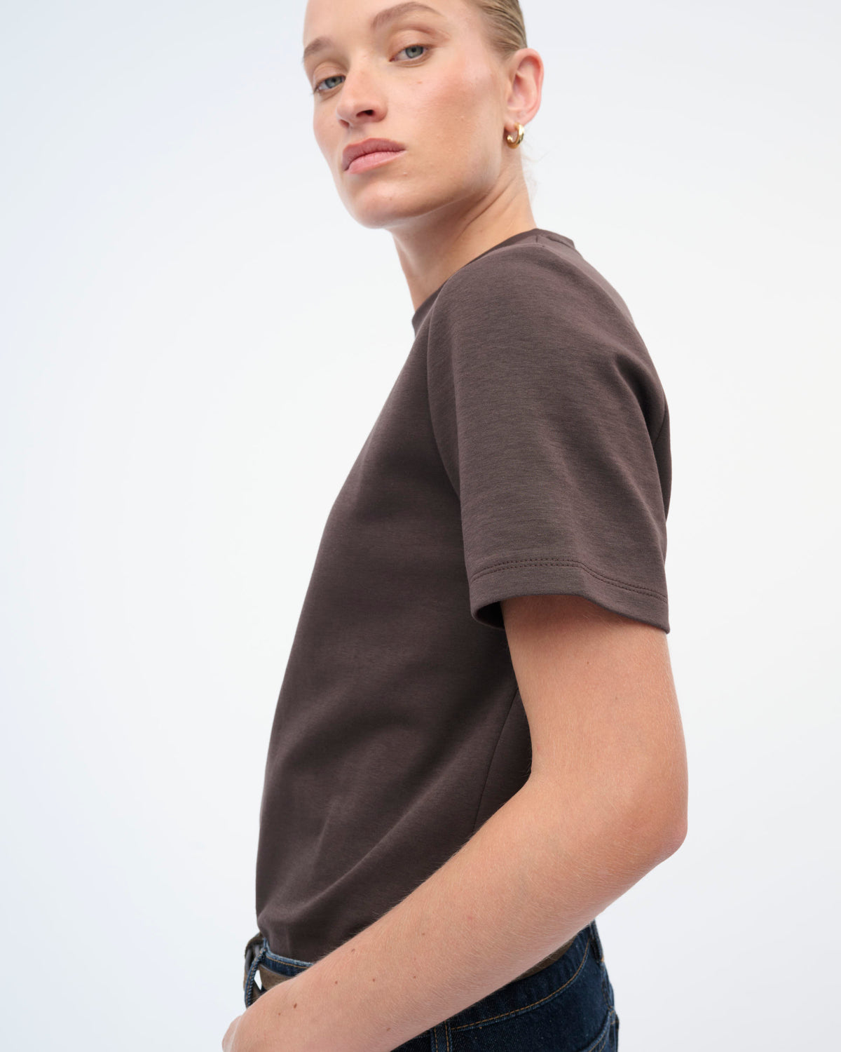 LEONA T SHIRT