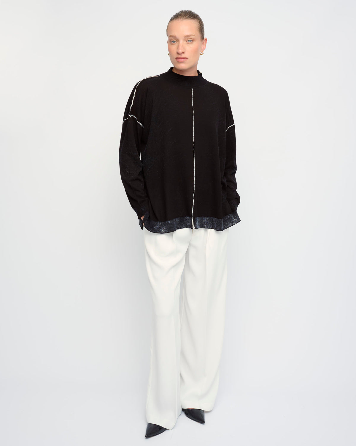 LUNA SWEATER