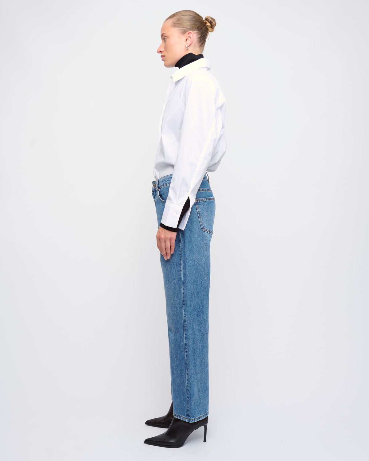 MARC 26 JEANS