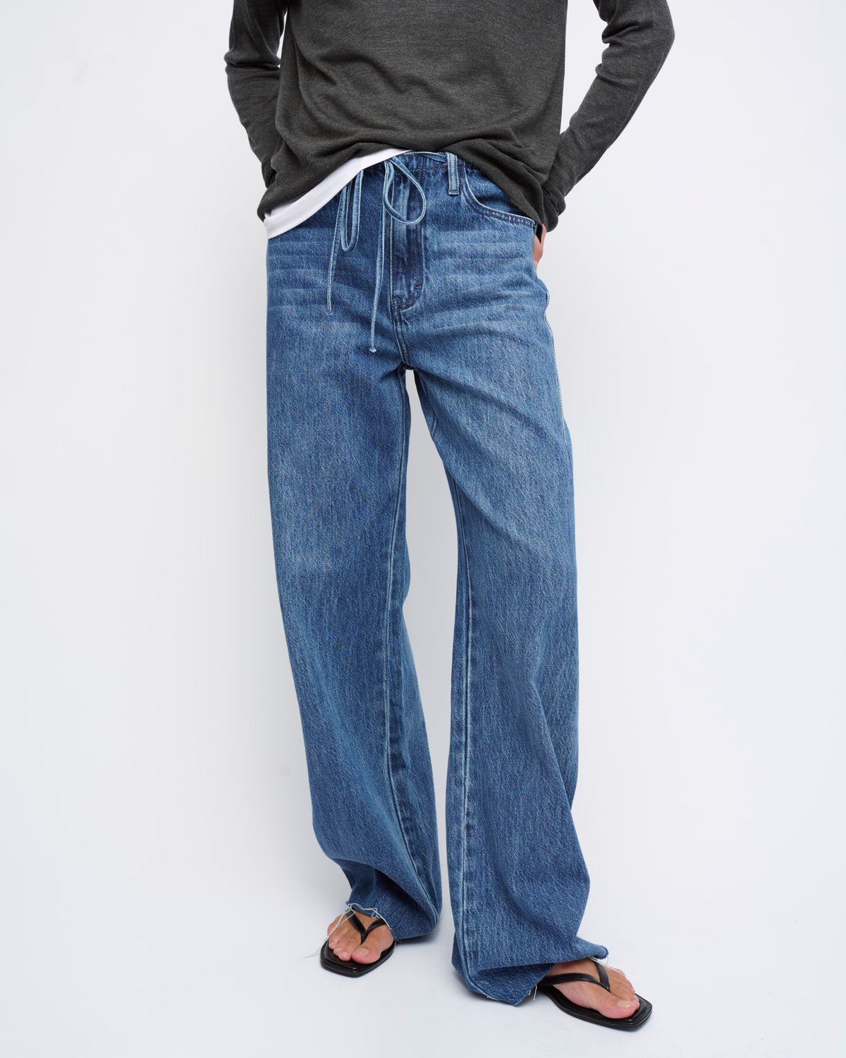 MONTY JEANS