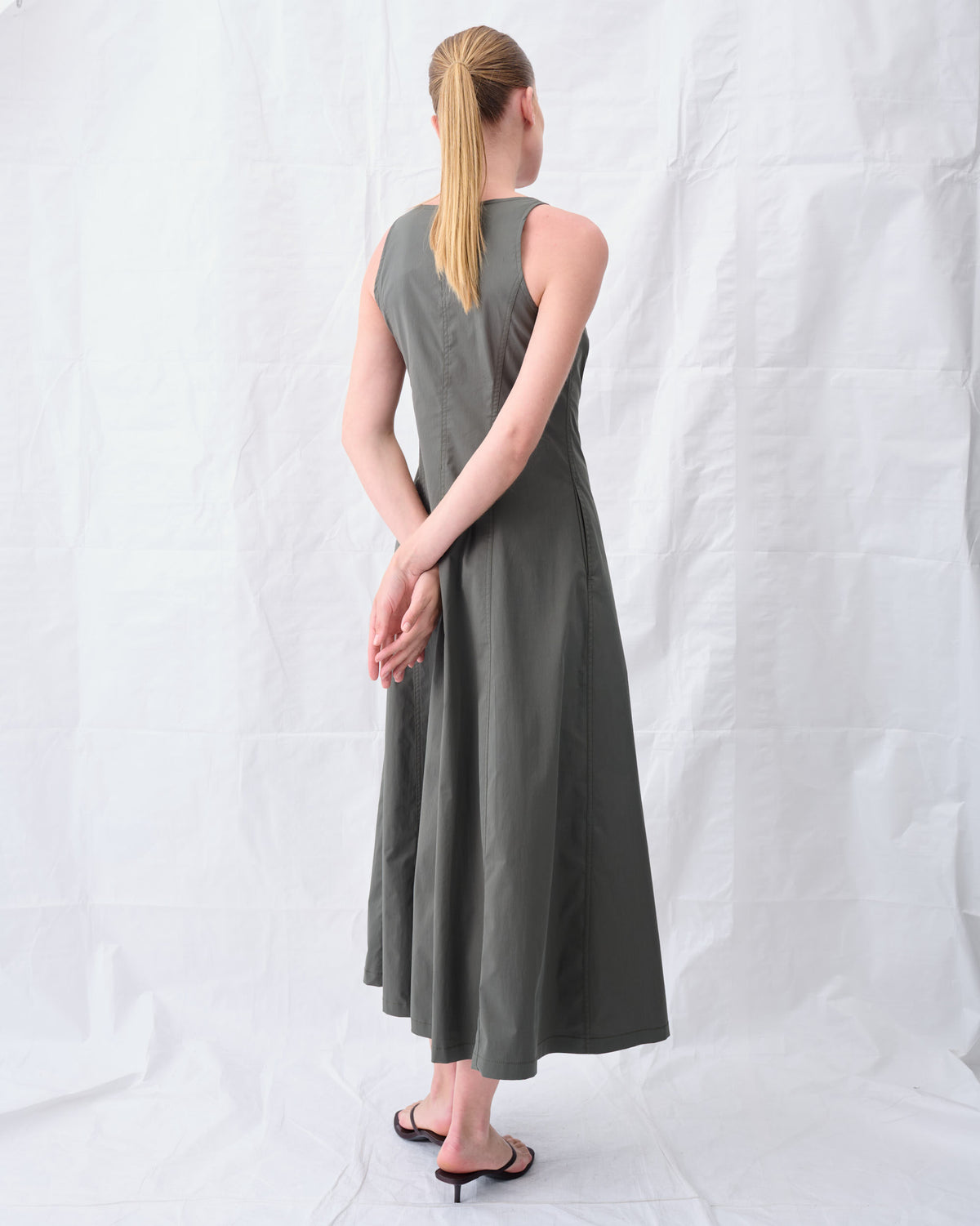 NIKA 25 DRESS