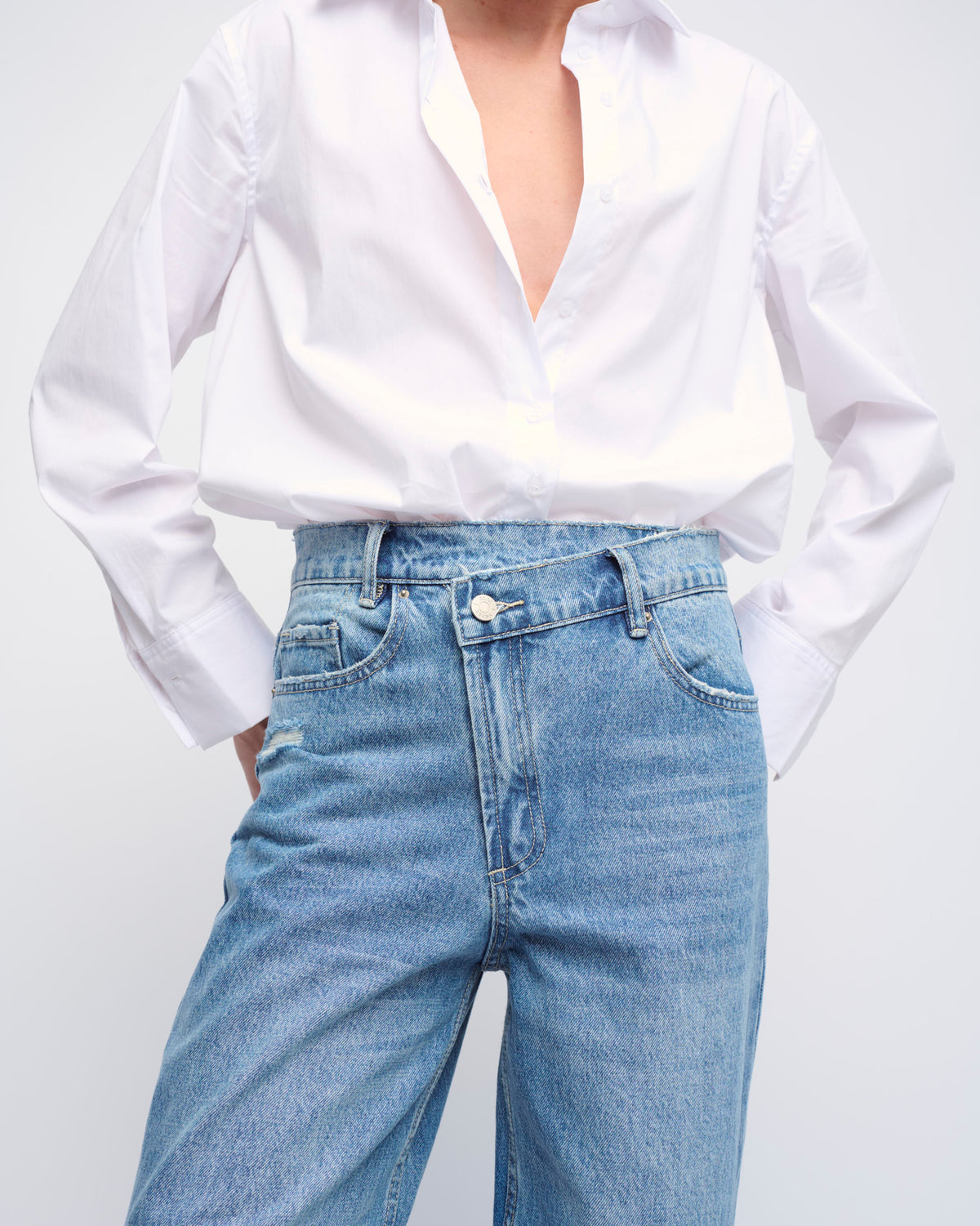 RIVER JEANS