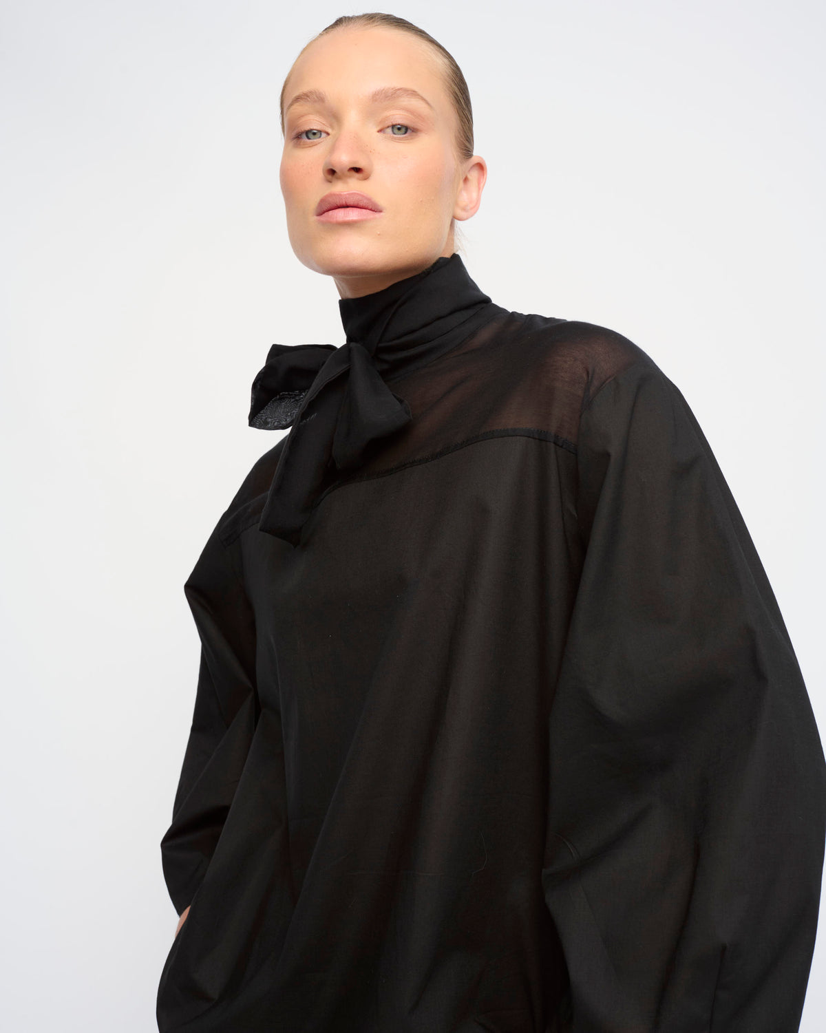VIOLA BLOUSE