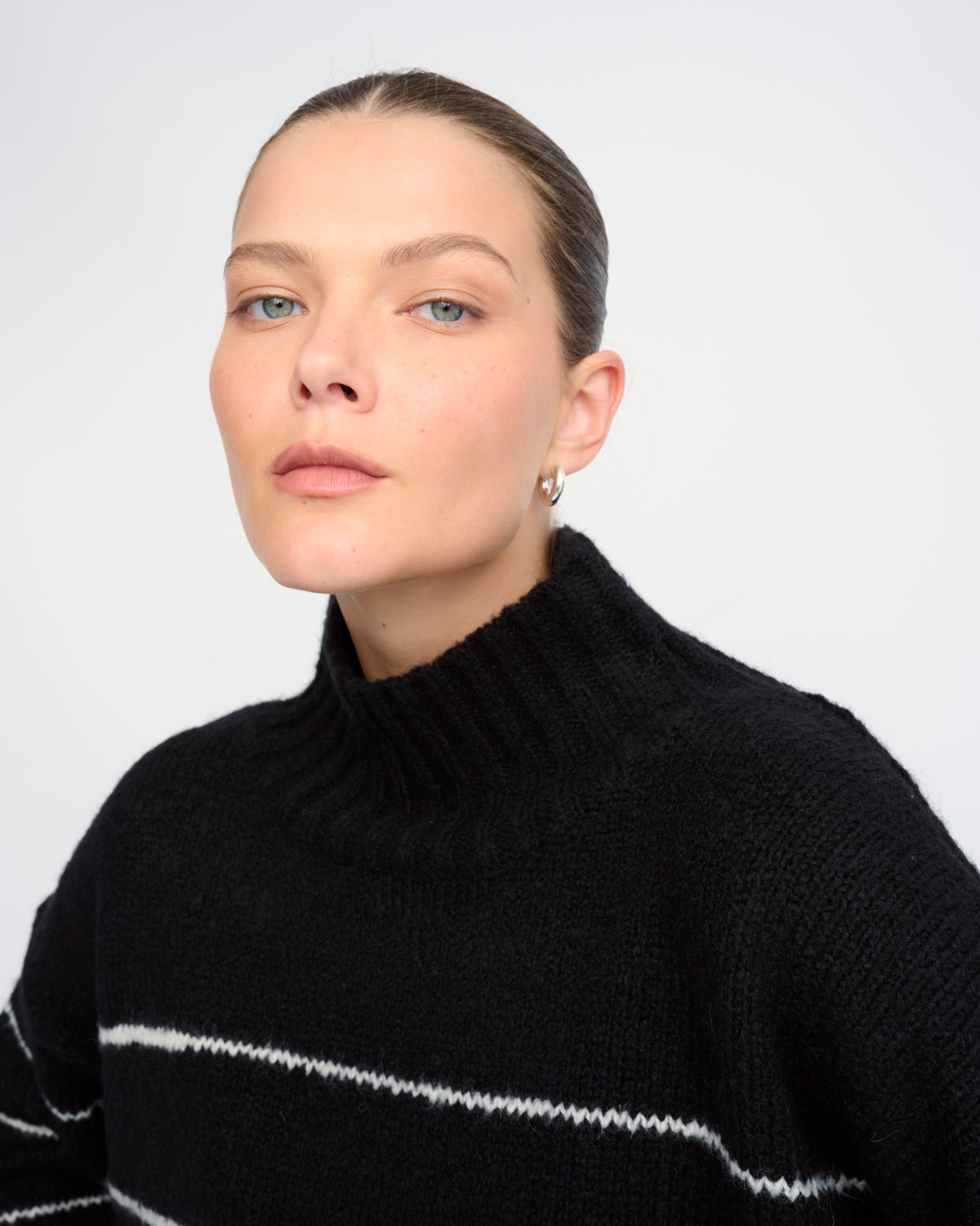 ARTY SWEATER