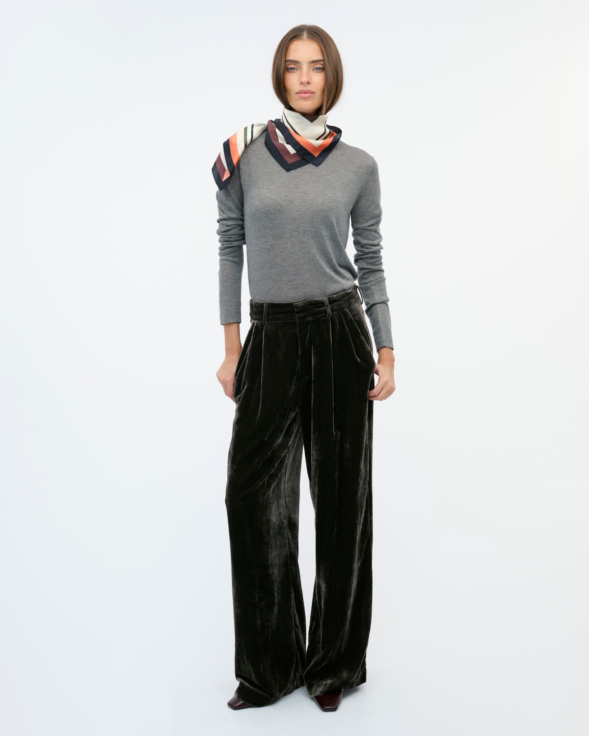 BEATRICE SWEATER