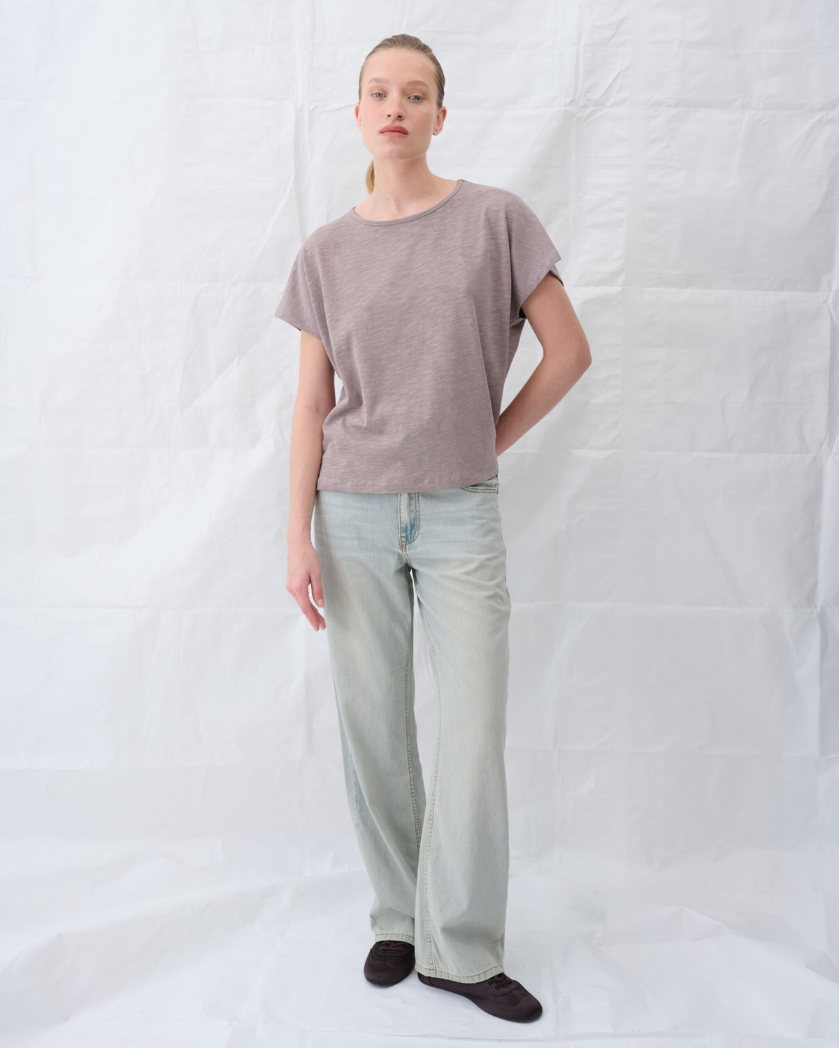 CARA T-SHIRT