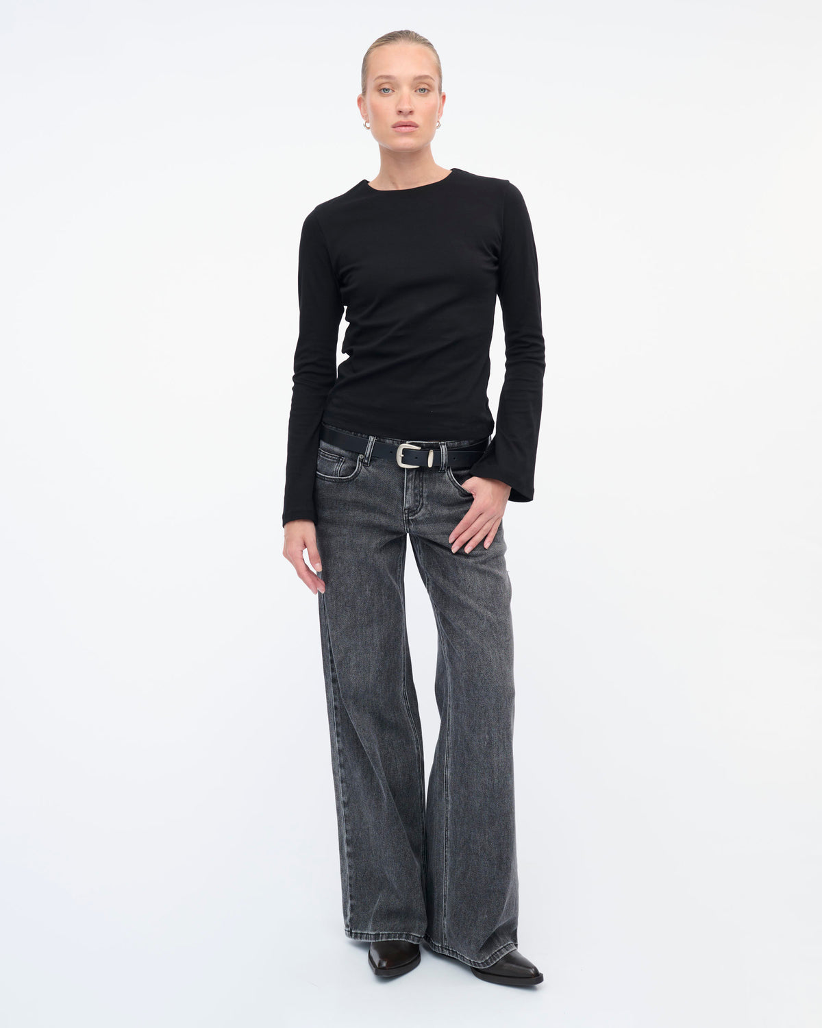 DEVIN JEANS
