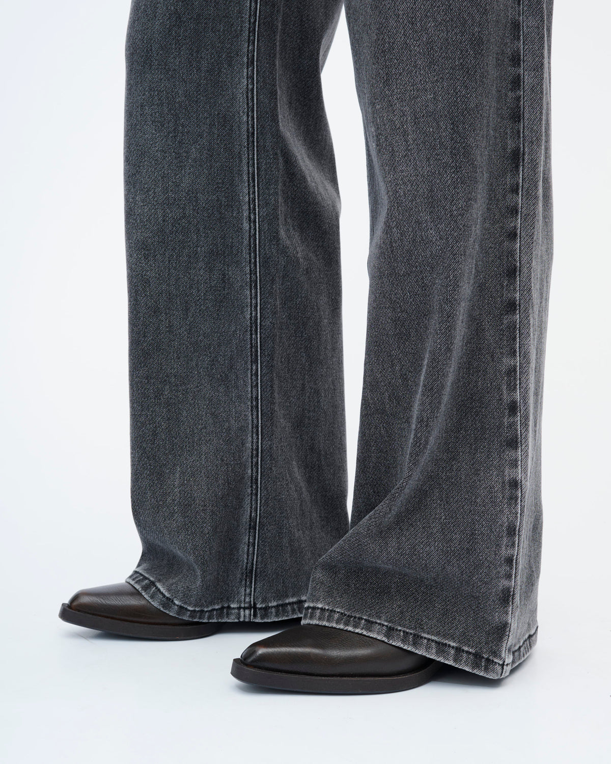 DEVIN JEANS