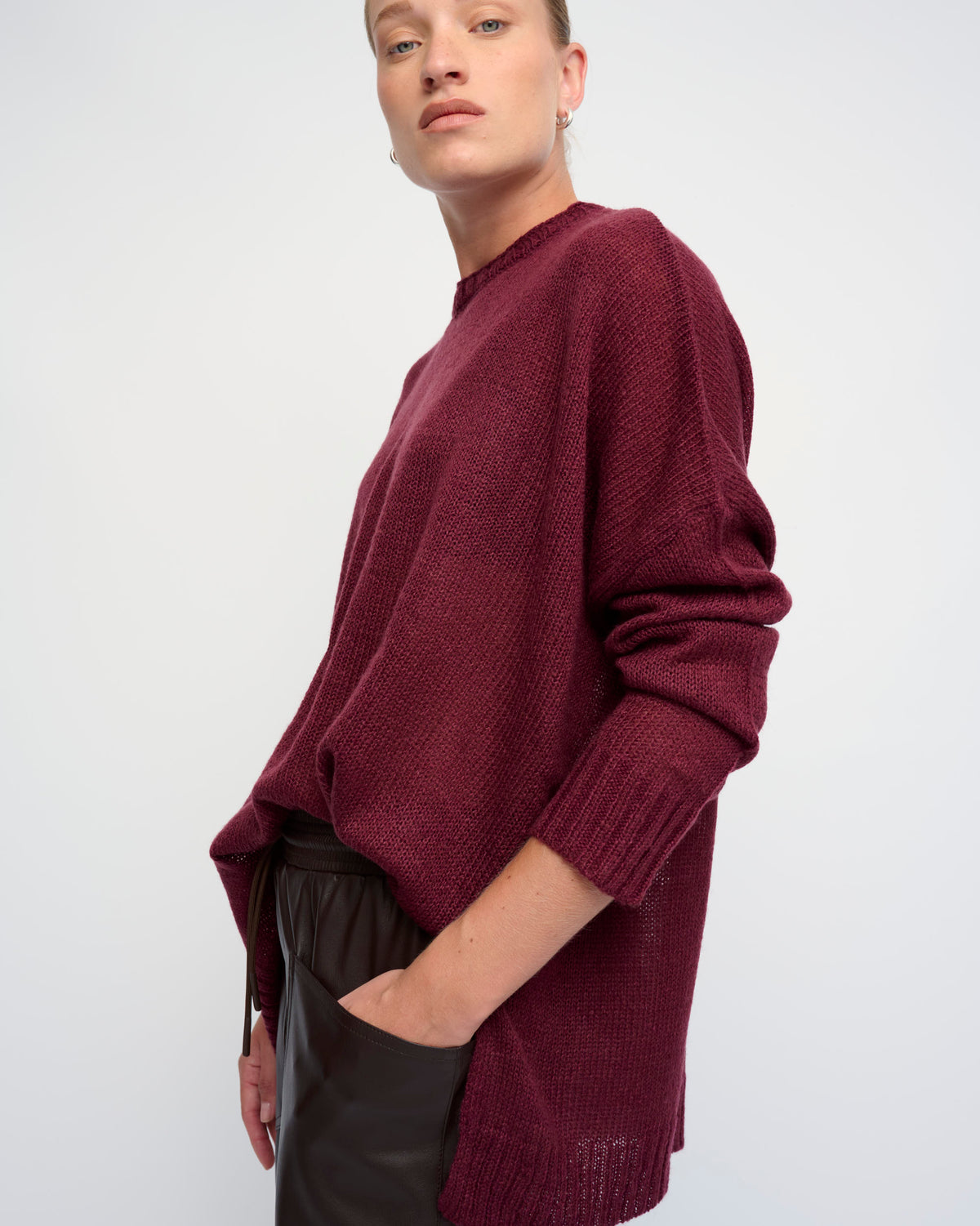 DOVE 26 SWEATER