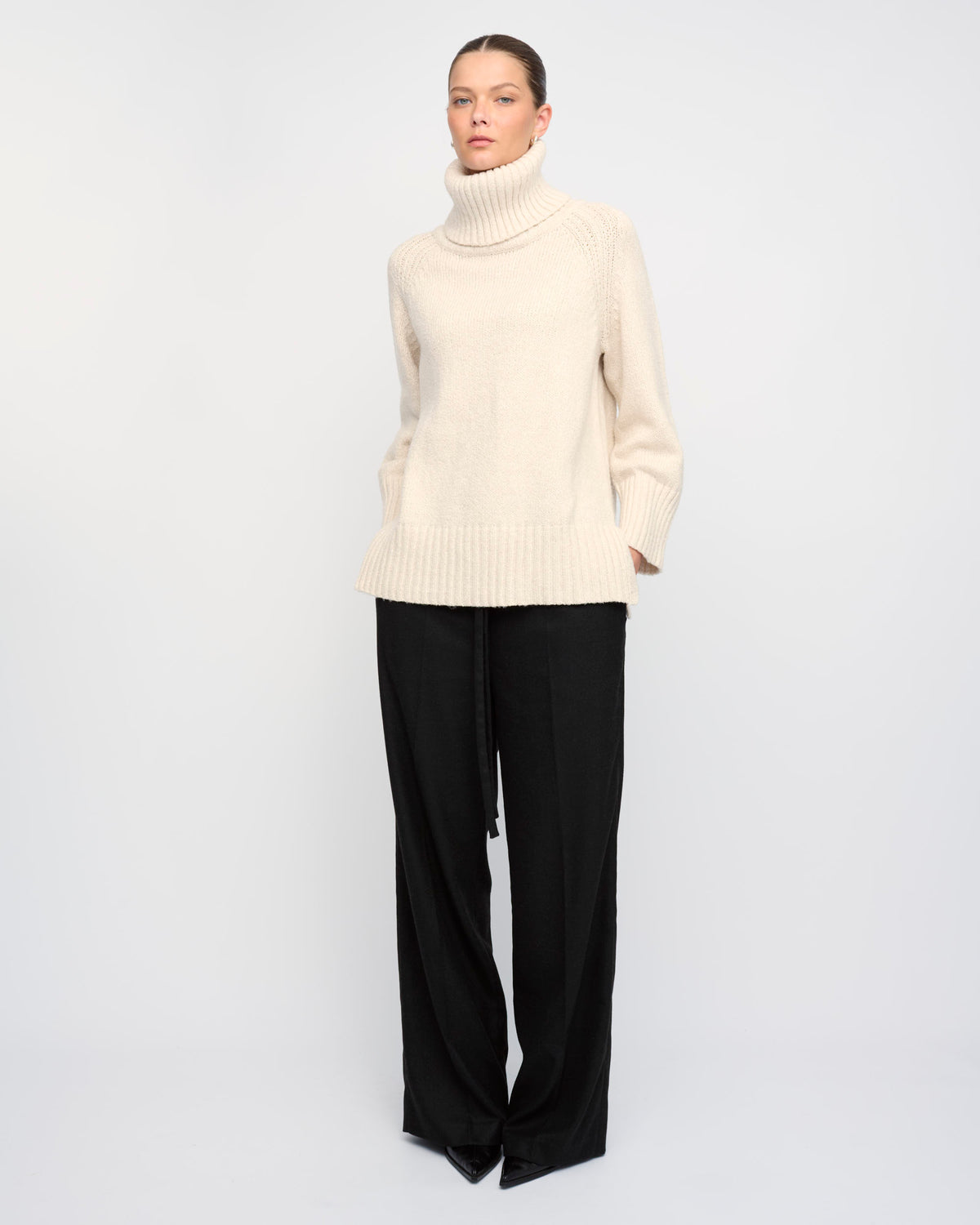 JUNO SWEATER