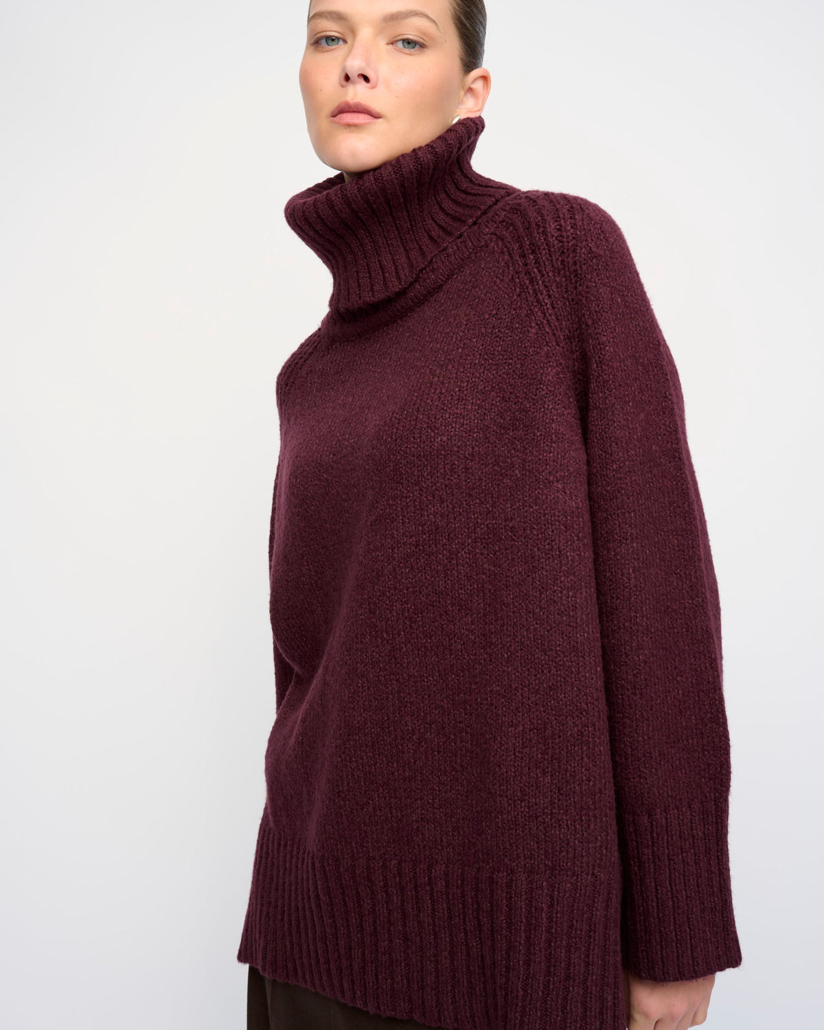 JUNO SWEATER