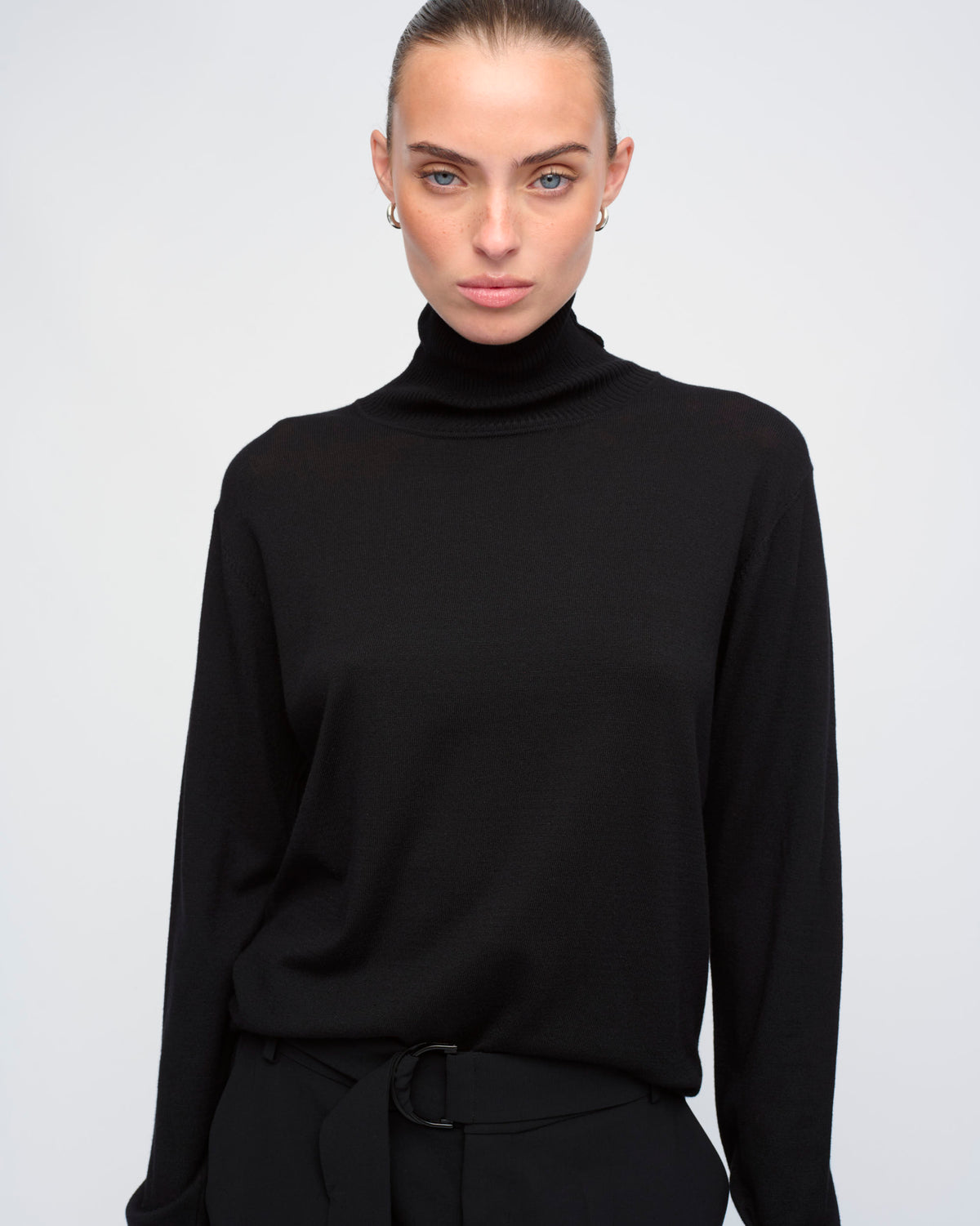 LEO SWEATER