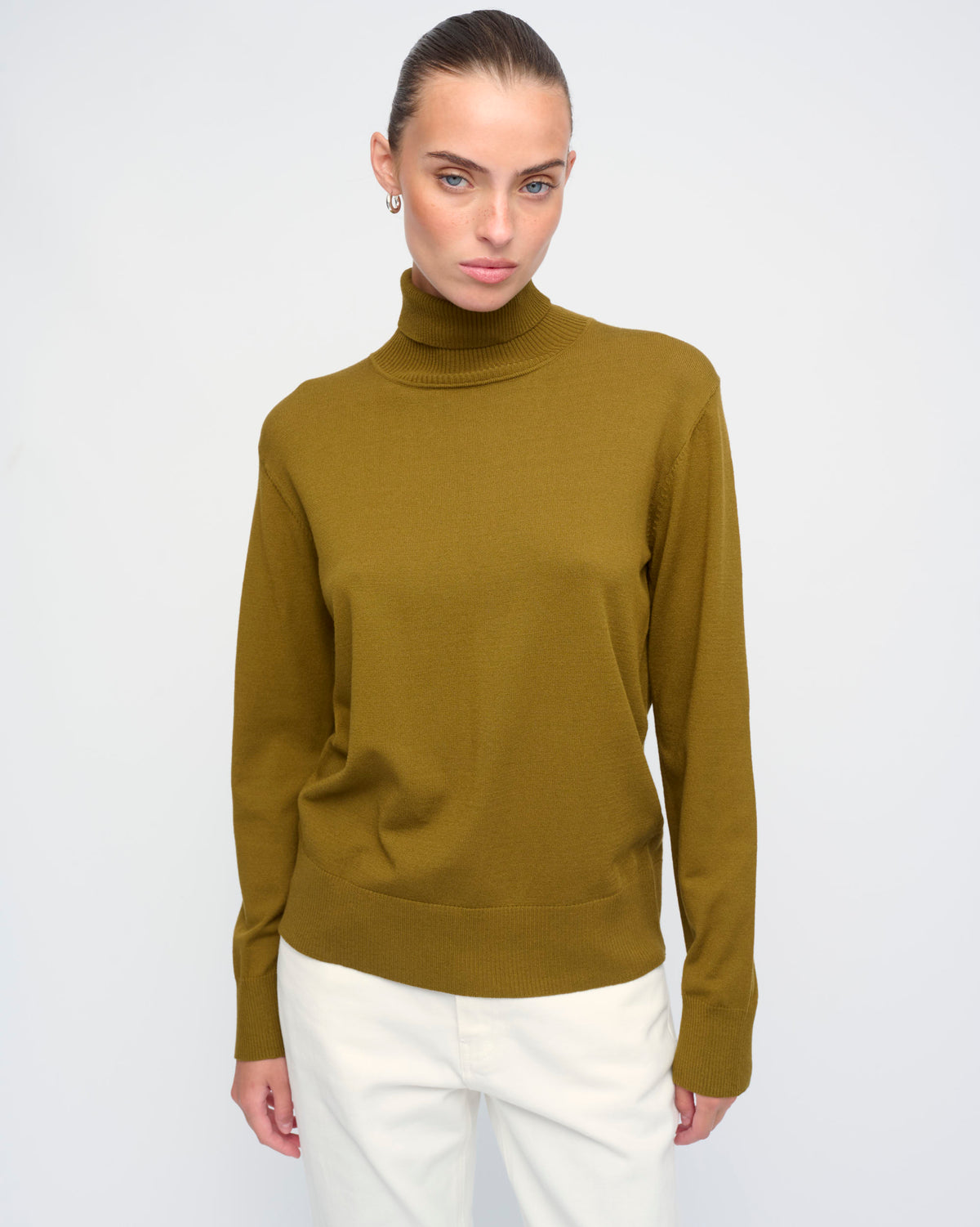 LEO SWEATER