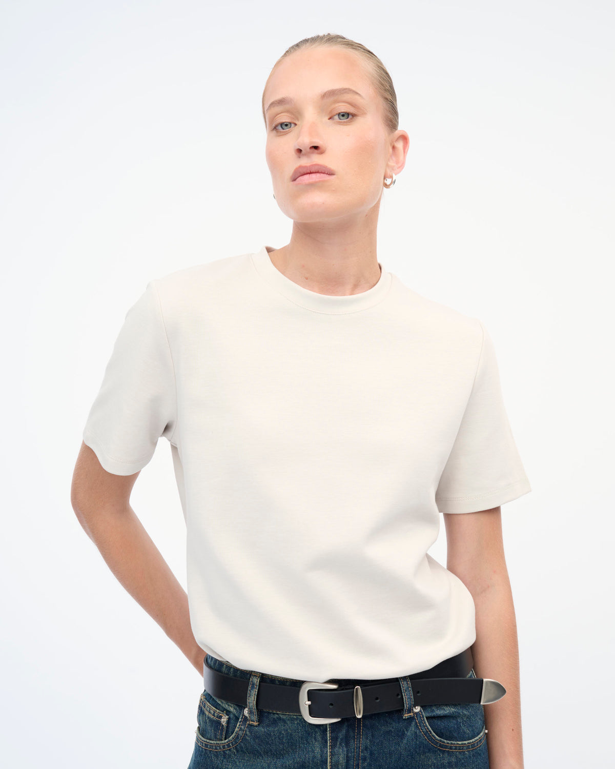 LEONA T SHIRT