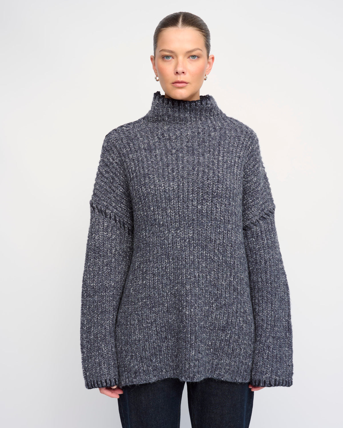 LIAM 26 SWEATER