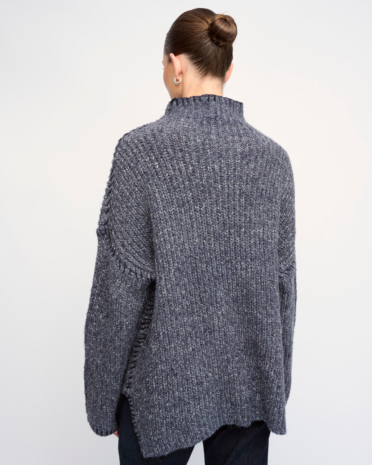 LIAM 26 SWEATER