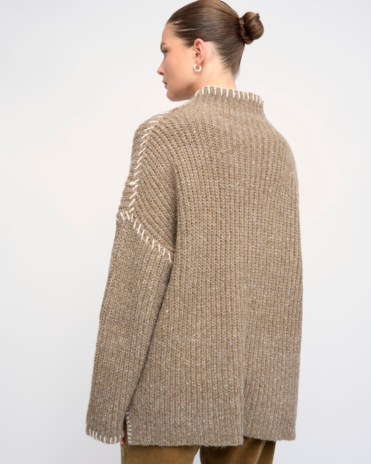 LIAM 26 SWEATER