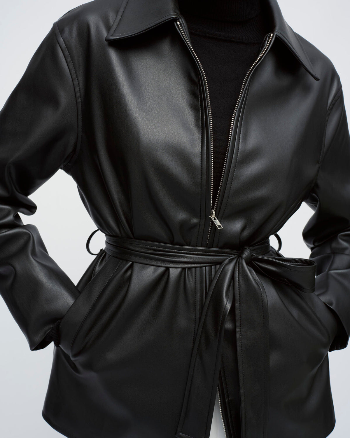 MANOLO JACKET