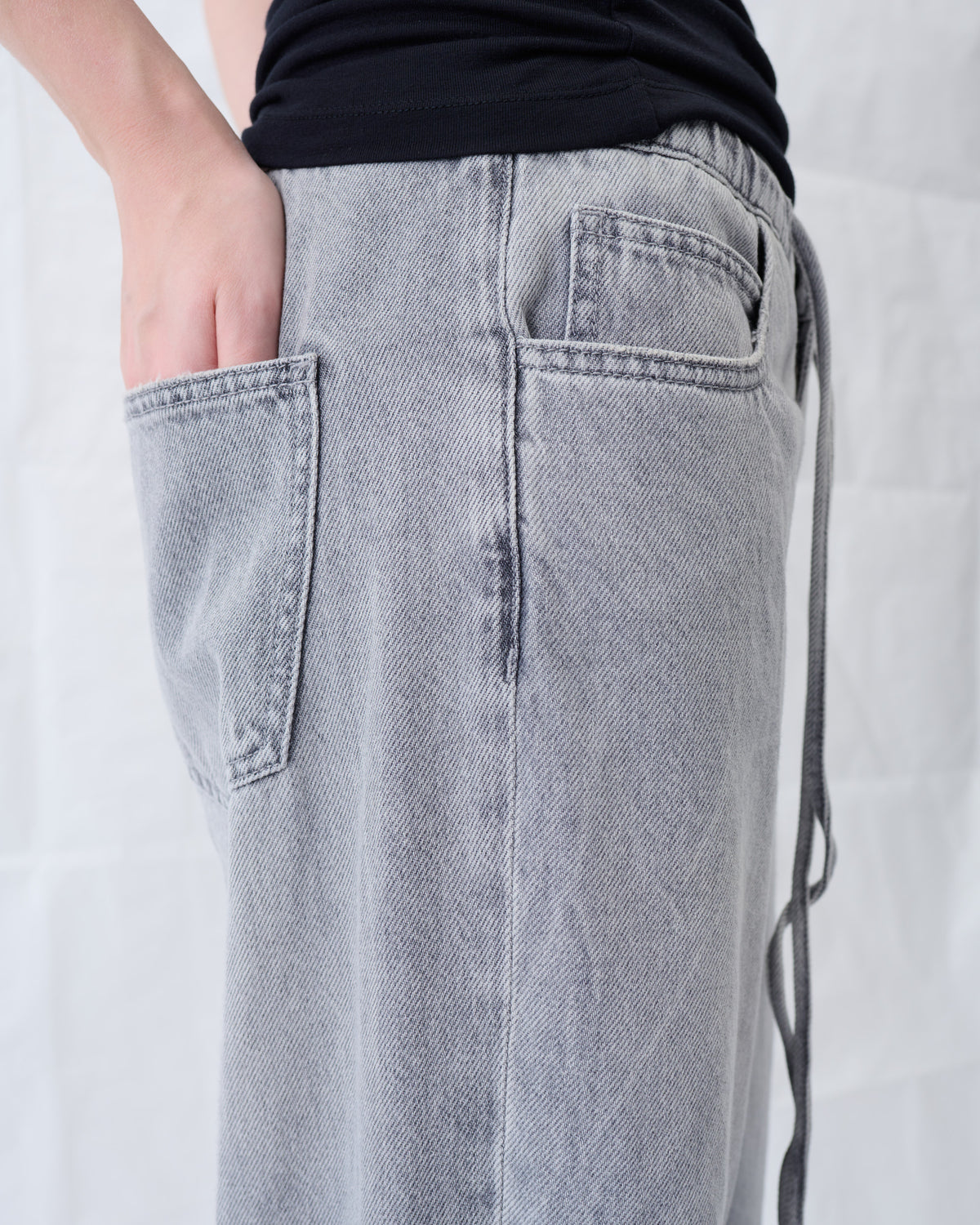MIC JEANS
