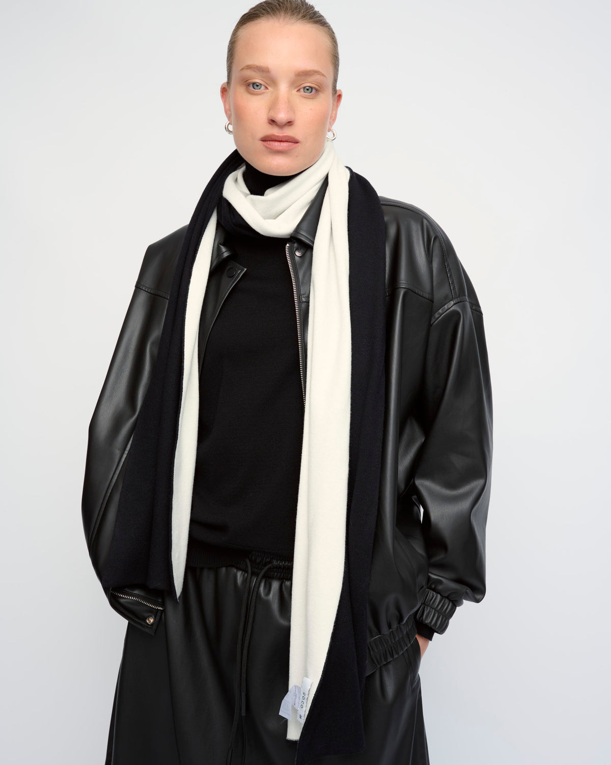 MOON SCARF