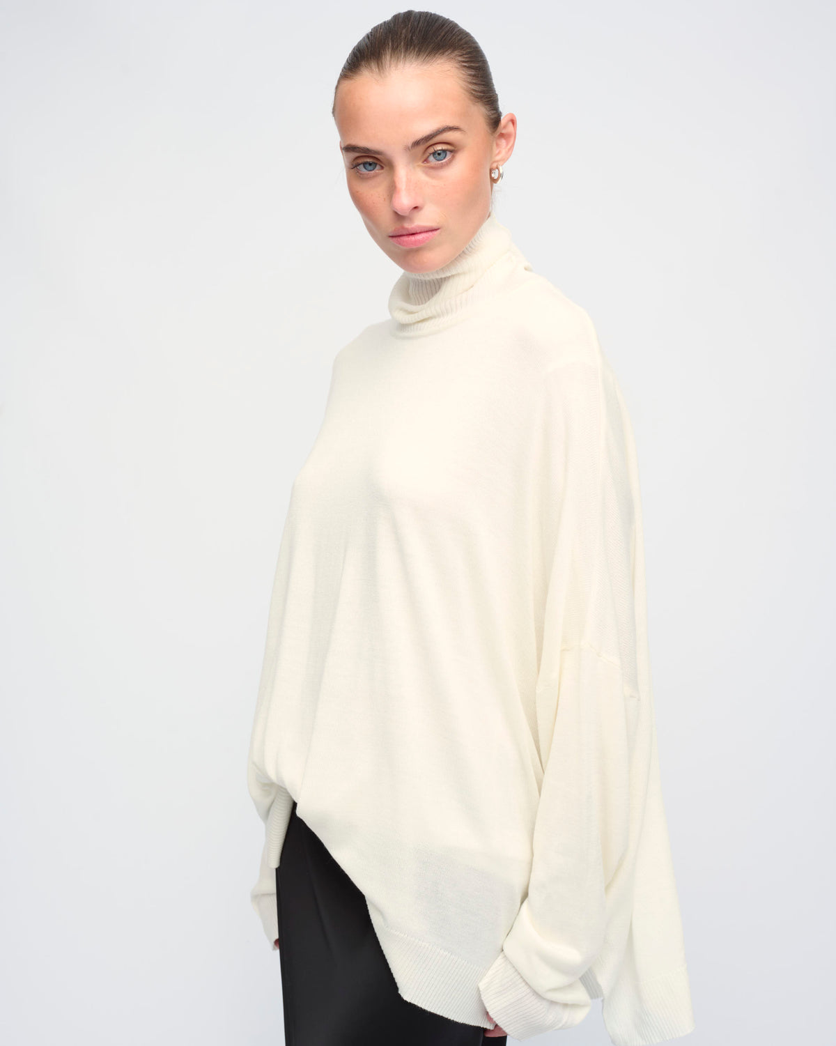 SABIN 26 SWEATER