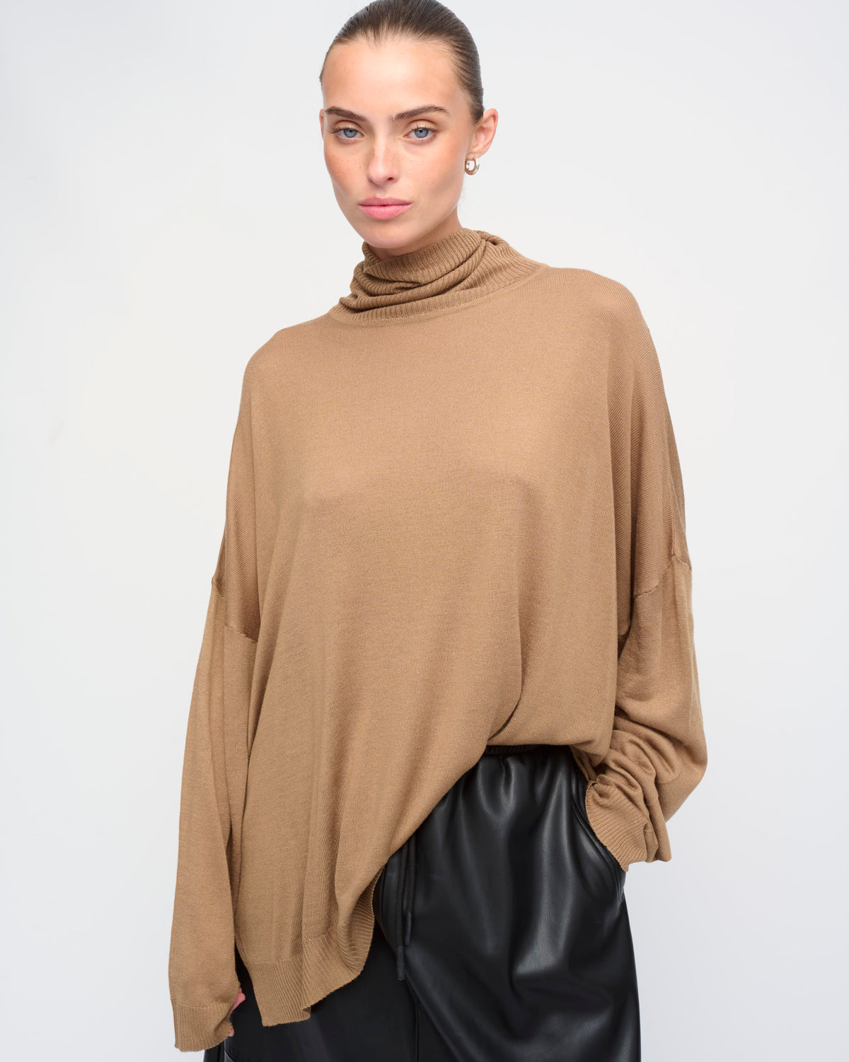 SABIN 26 SWEATER