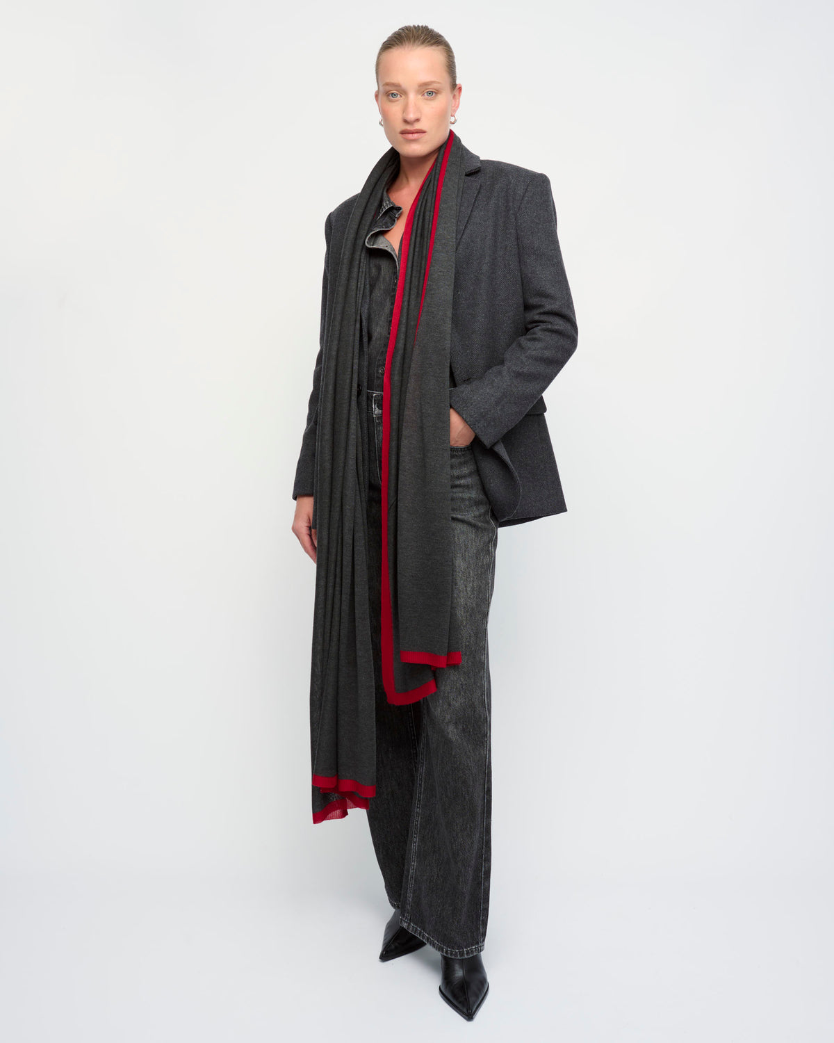 SARI SCARF
