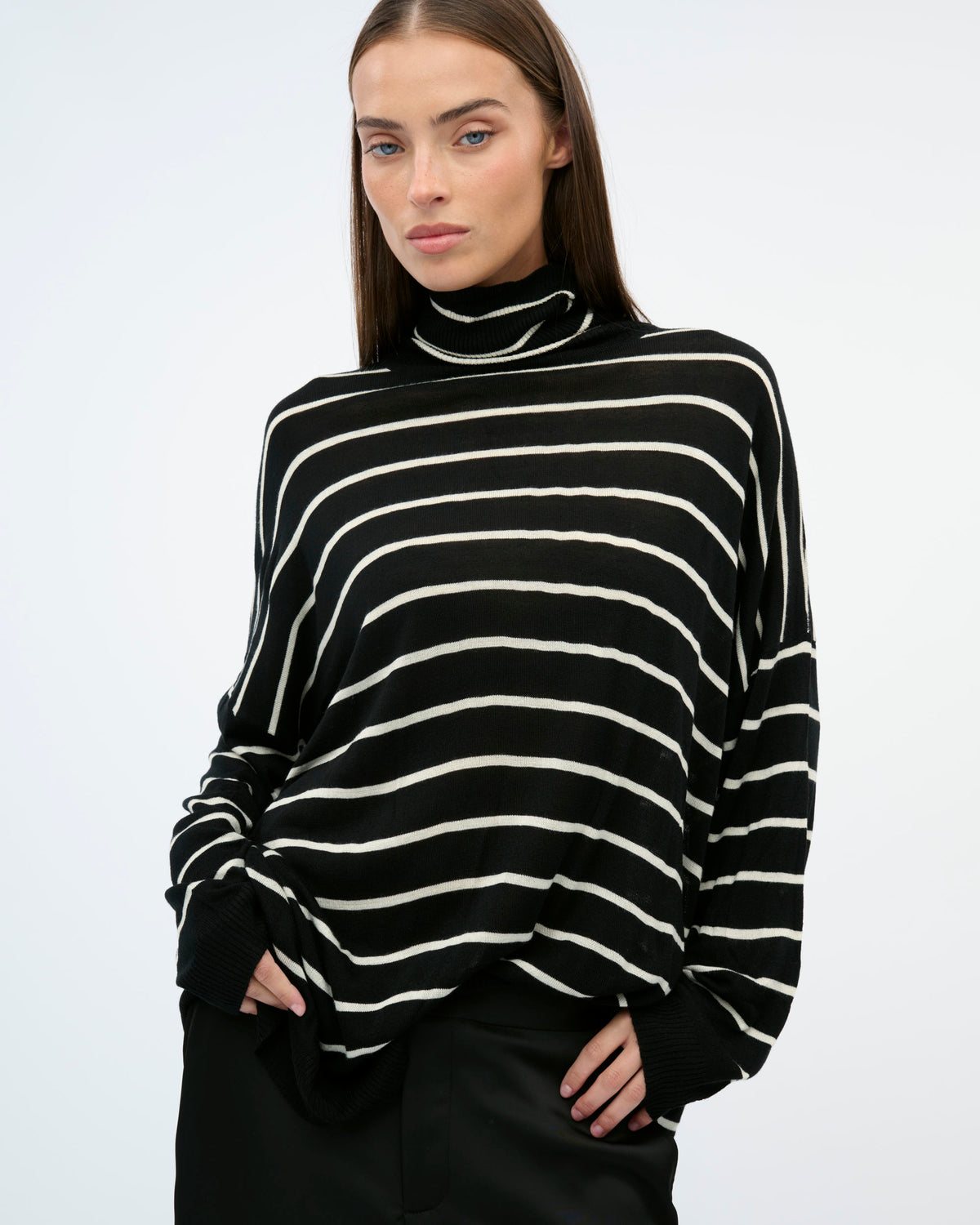 SISLEY SWEATER