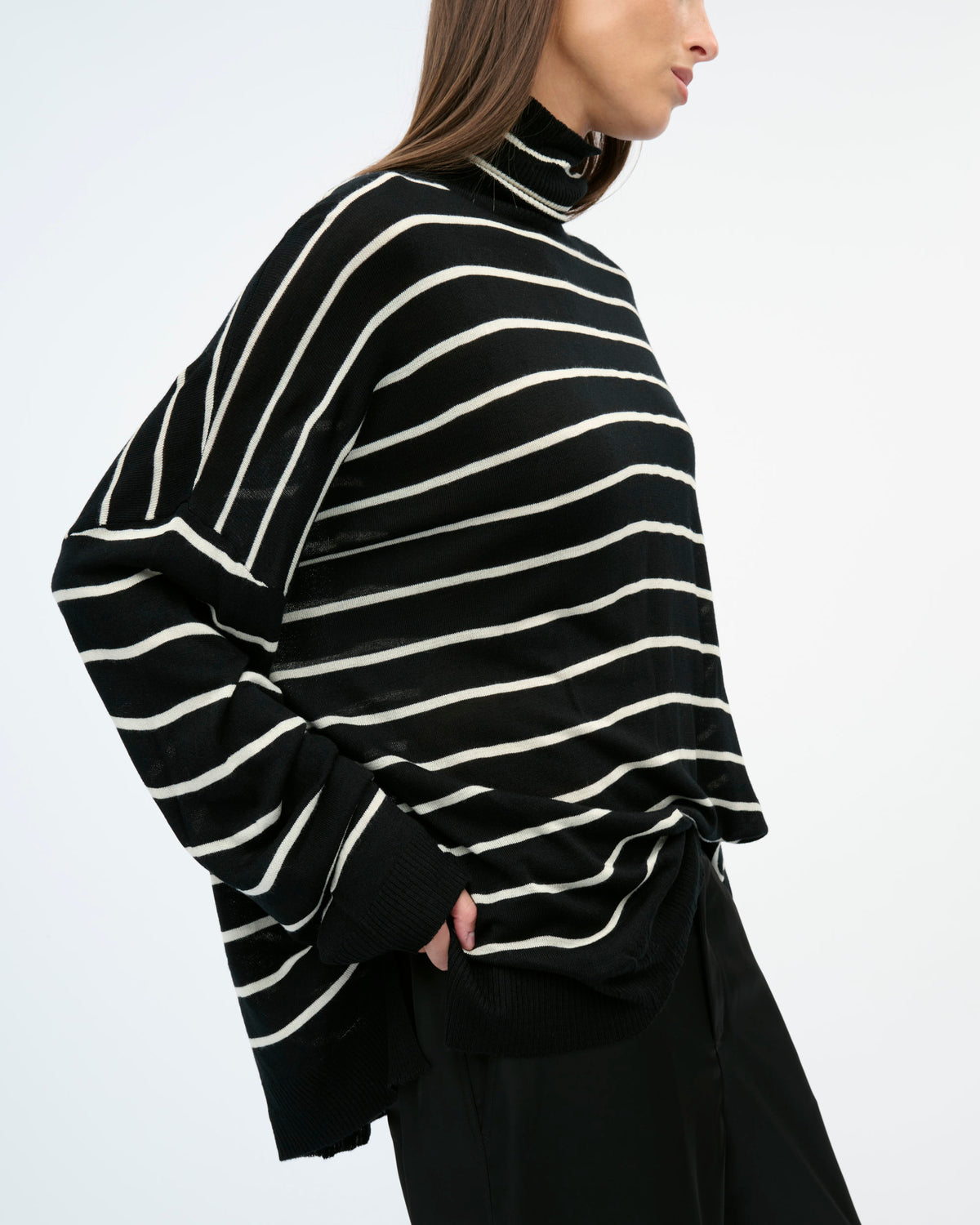 SISLEY SWEATER