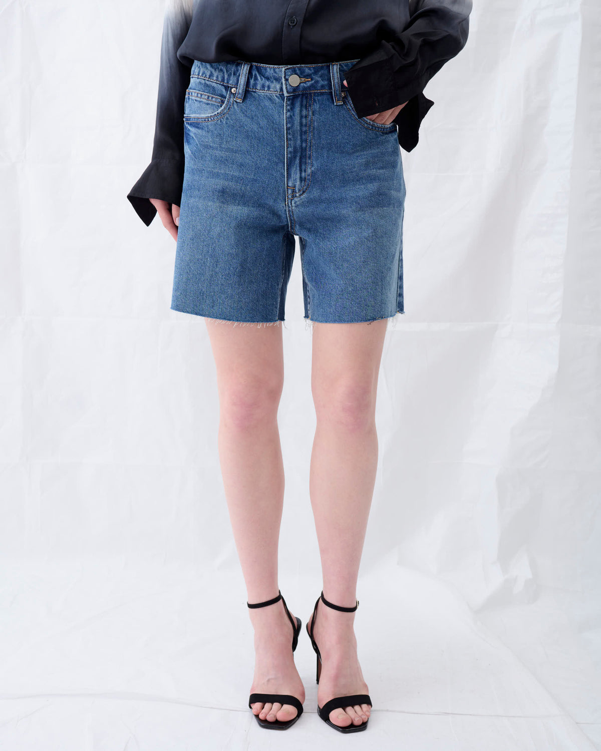 TOM DENIM SHORTS