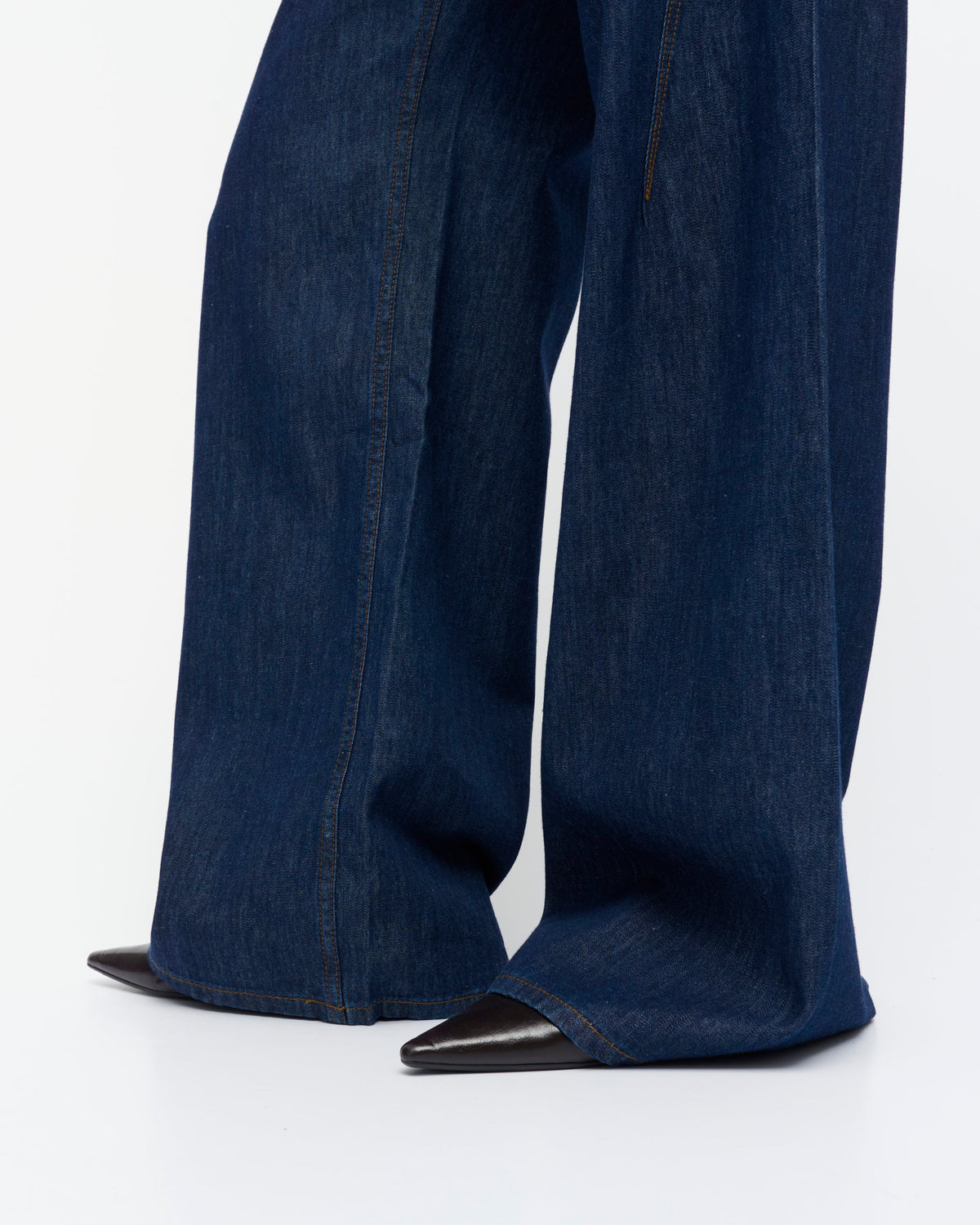 WONDER JEANS