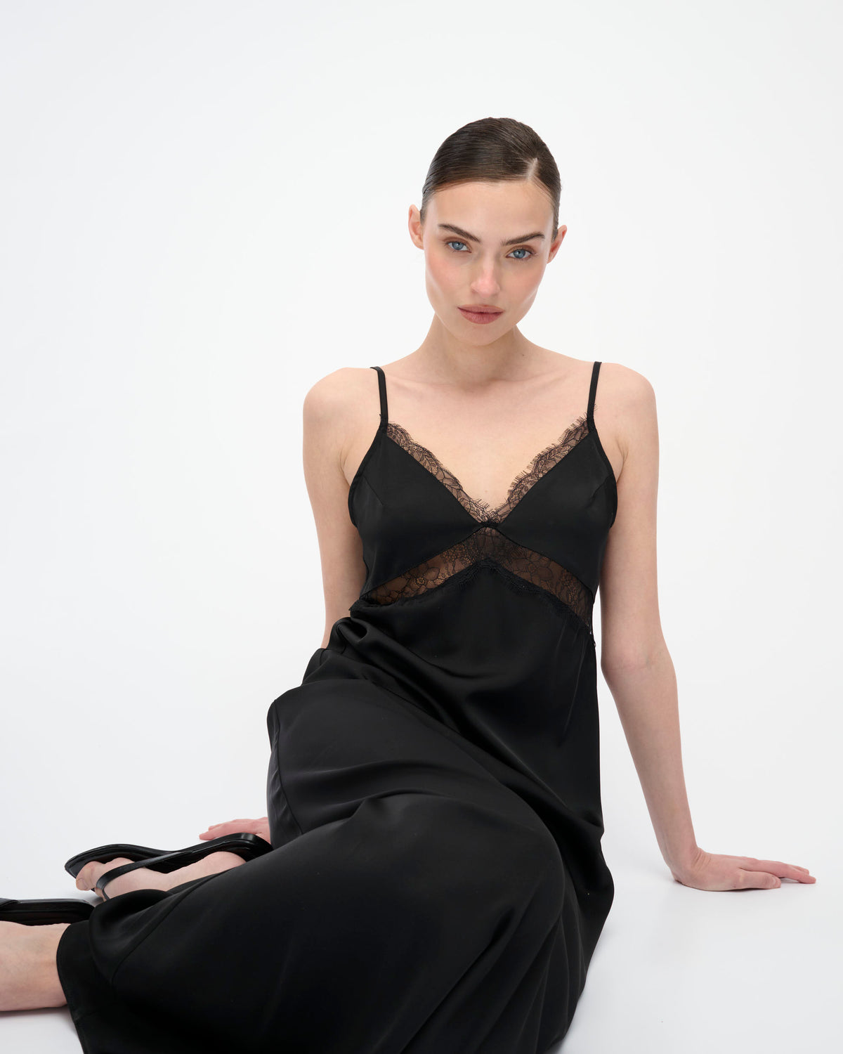 YVONE S26 DRESS