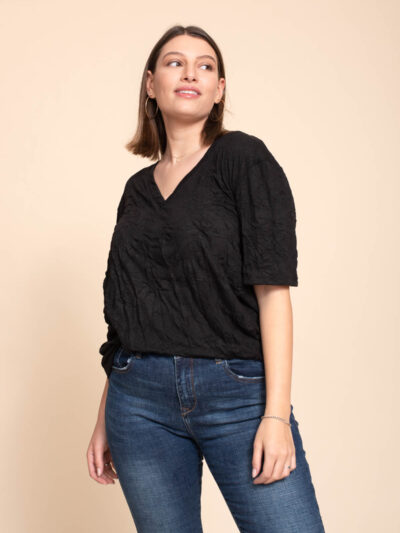 T-shirt | BAR | Black