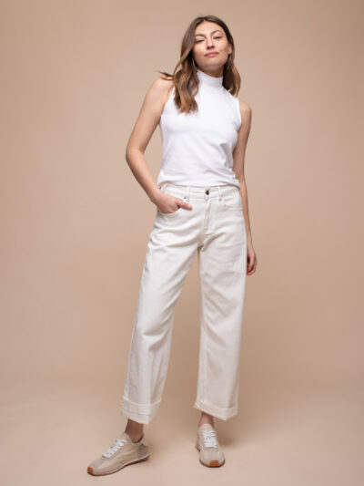 Top | MADONA | White